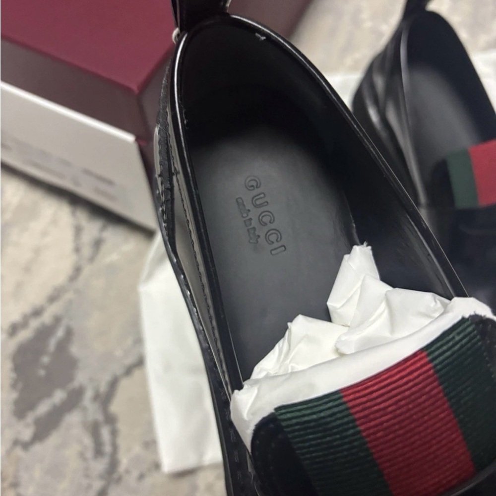 New Web Gucci Black Leather Loafers size 41 - Picture 4 of 5